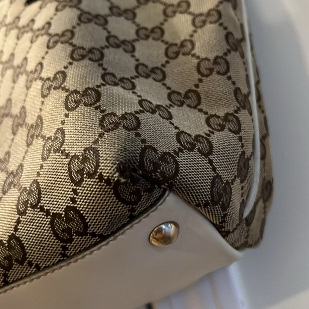 Gucci tote - Picture 12 of 15
